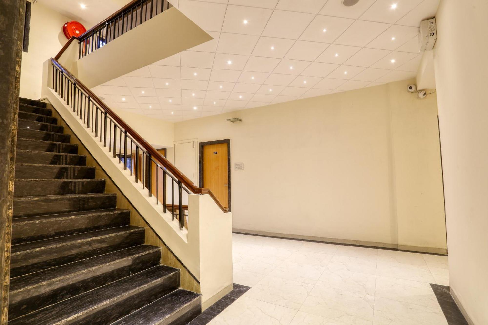 Soonstay Hotel Konark Indore Buitenkant foto